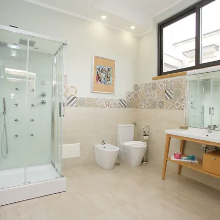 Piazza Marconi Hotell